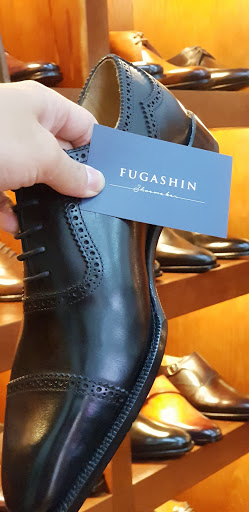 Fugashin Shoemaker & Coffee Shop