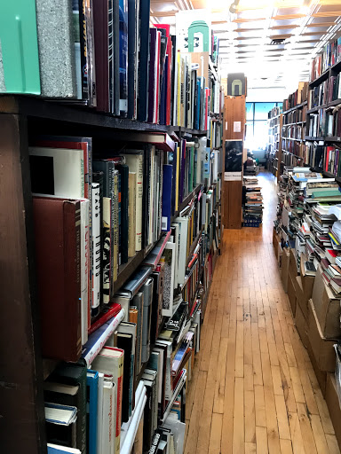 Book Store «Karen Wickliff-Books», reviews and photos, 3527 N High St, Columbus, OH 43214, USA