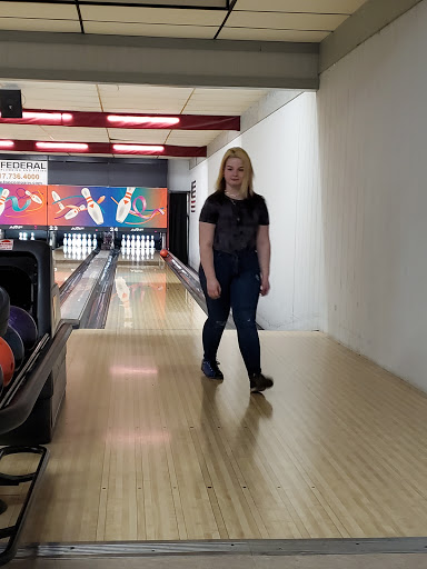 Bowling Alley «Columbus Bowling Center», reviews and photos, 3010 State St, Columbus, IN 47201, USA