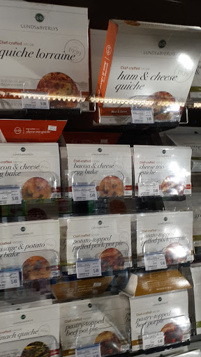 Grocery Store «Lunds & Byerlys», reviews and photos, 115 10th St E, St Paul, MN 55101, USA