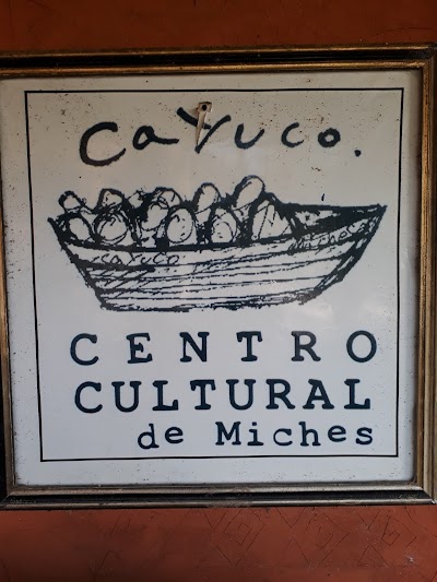 Photos of Cayuco Artes Pl&aacute;sticas