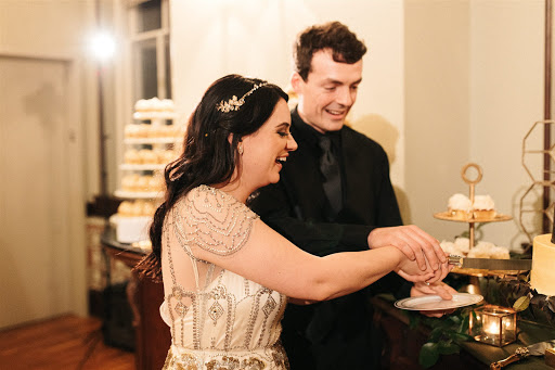 Wedding Bakery «Piece of Cake», reviews and photos, 210 Main St, Evansville, IN 47708, USA