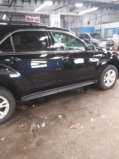 Car Wash «E Z Clean Hand Car Wash Inc», reviews and photos, 5606 95th St, Oak Lawn, IL 60453, USA