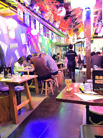 Atmosphère du Restaurant de nouilles (ramen) Subarashi ramen 鬼金棒 à Paris - n°8