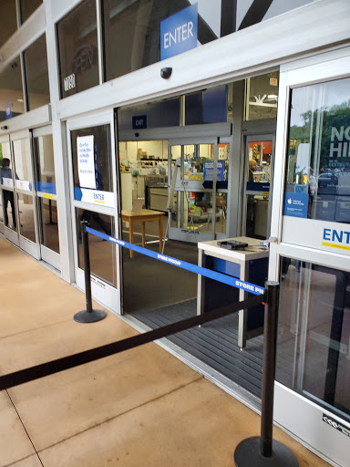 Electronics Store «Best Buy», reviews and photos, 7090 Market Pl Dr, Goleta, CA 93117, USA