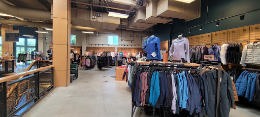 Camping Store «REI», reviews and photos, 4291 The Cir At N Hills St, Raleigh, NC 27609, USA