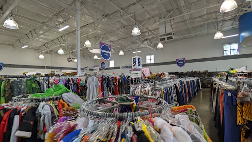 Thrift Store «Grand & Mountain View Goodwill Retail Store & Donation Center», reviews and photos, 14063 W Grand Ave, Surprise, AZ 85374, USA