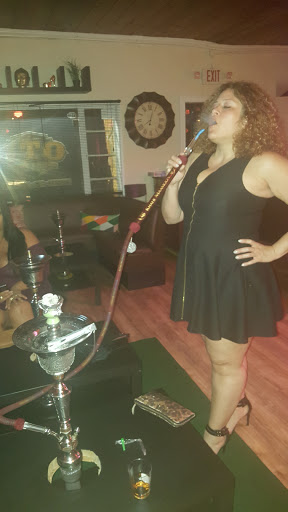 Hookah Bar «OTL Smoke Shop And Lounge», reviews and photos, 4109 Henderson Blvd, Tampa, FL 33629, USA