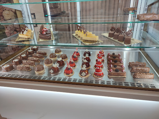 Confettimelody no Freamunde, Porto