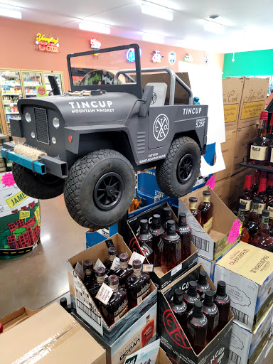 Liquor Store «21st Amendment Wine and Spirts», reviews and photos, 3404 E 146th St, Carmel, IN 46033, USA