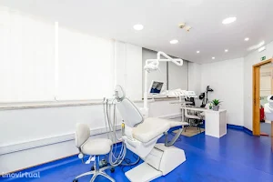 MegaSorriso - Clínica Dentária da Damaia Lda image