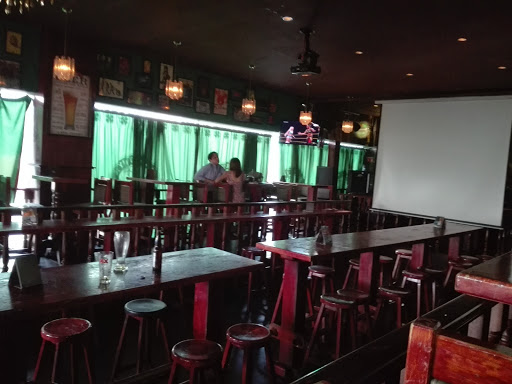 Pubs rock Monterrey