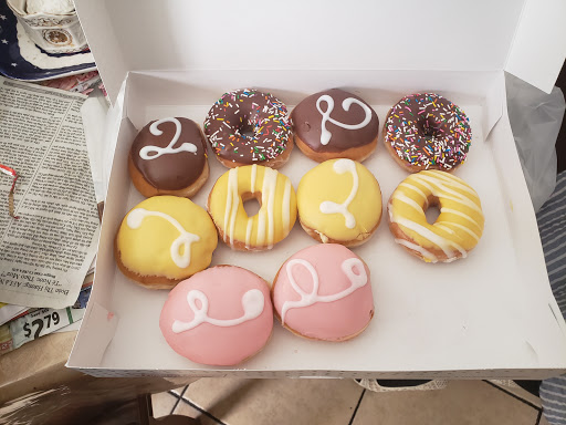 Bakery «Krispy Kreme Doughnuts», reviews and photos, 121 Curtner Ave #40, San Jose, CA 95125, USA