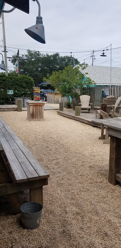 Beer Store «Lighthouse Beer & Wine», reviews and photos, 220 Causeway Dr, Wrightsville Beach, NC 28480, USA