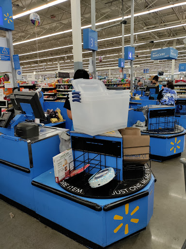 Department Store «Walmart Supercenter», reviews and photos, 4200 SE 82nd Ave, Portland, OR 97266, USA