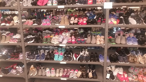 Shopping Mall «Oakway Center», reviews and photos, 2350 Oakmont Way #204, Eugene, OR 97401, USA