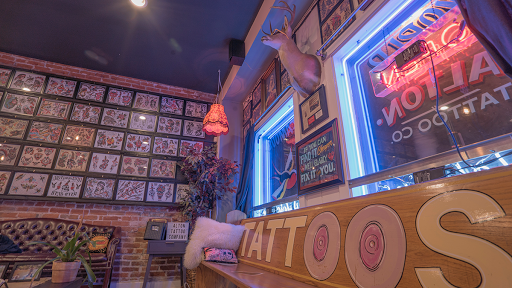 Tattoo Shop «Alton Tattoo Company», reviews and photos, 2514 College Ave, Alton, IL 62002, USA