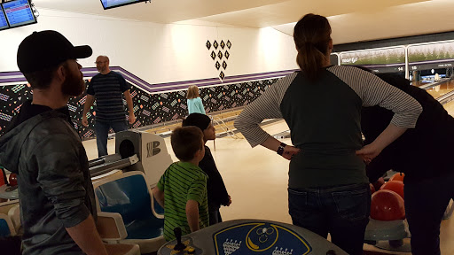 Bowling Alley «Firs Bowl Lanes», reviews and photos, 1950 River Rd, Eugene, OR 97404, USA