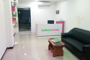 Fashion Trends Unisex Salon image