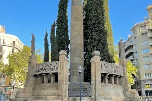 Monument a Mossèn Jacint Verdaguer image