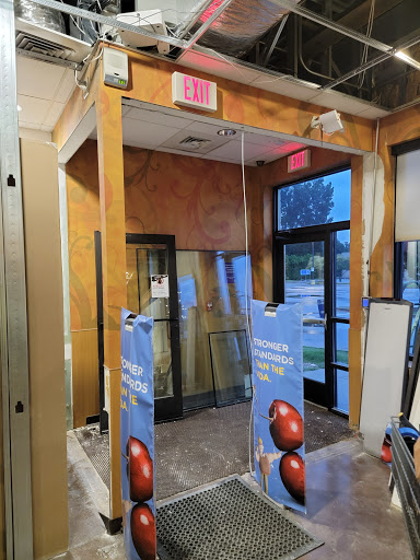 Shopping Mall «Poplar Plaza Shopping Center», reviews and photos, 3440 Poplar Ave, Memphis, TN 38111, USA