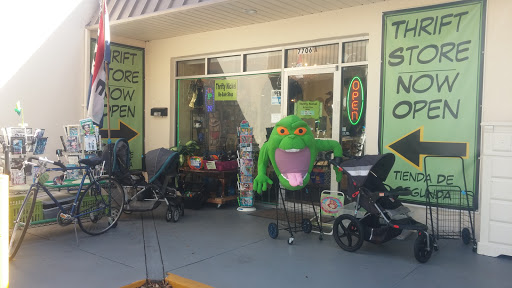 Thrift Store «Thrifty Nickel Tampa Thrift Store Re-Sale», reviews and photos, 7706 W Hillsborough Ave, Tampa, FL 33615, USA