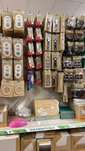 Dollar Store «Dollar Tree», reviews and photos, 955 Ferry Blvd #5, Stratford, CT 06614, USA