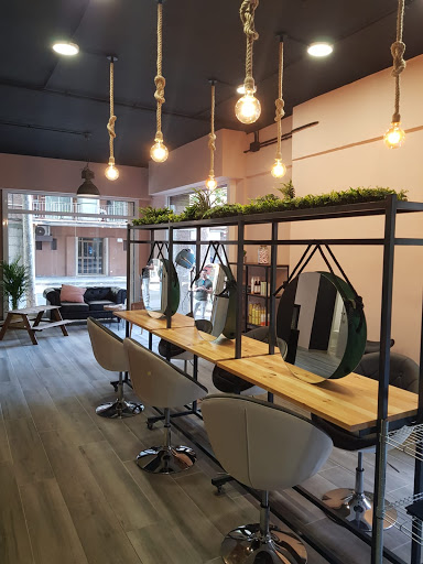 Nilo Peluquería en Sabadell, Barcelona