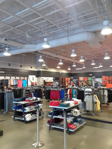 Sporting Goods Store «Nike Factory Store», reviews and photos, 1111 N Roosevelt Dr #400, Seaside, OR 97138, USA
