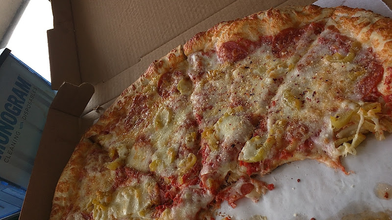 #7 best pizza place in Beacon - Deli & Pizza