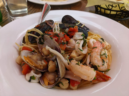 Italian Restaurant «Solunto Restaurant & Bakery», reviews and photos, 1643 India St, San Diego, CA 92101, USA