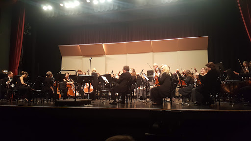 Movie Theater «Paramount Theatre», reviews and photos, 17 South St, Middletown, NY 10940, USA