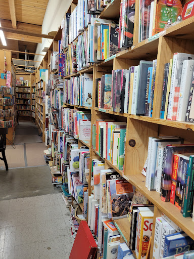 Used Book Store «Vintage Books», reviews and photos, 6613 Mill Plain Boulevard, Vancouver, WA 98661, USA