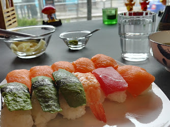 eBay Sushi & Café