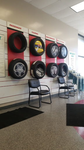Tire Shop «Mavis Discount Tire», reviews and photos, 4549 Milford Rd, East Stroudsburg, PA 18302, USA