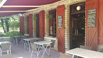Atmosphère du Restaurant CHEZ BELLOU à Gyé-sur-Seine - n°6