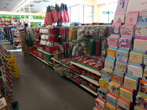 Dollar Store «Dollar Tree», reviews and photos, 157 Levittown Pkwy, Levittown, PA 19055, USA