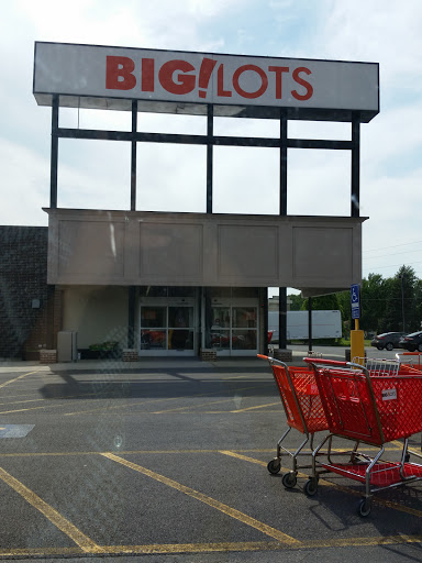 Discount Store «Big Lots», reviews and photos, 1211 Tower Blvd, Lorain, OH 44053, USA