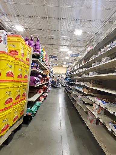 Pet Supply Store «PetSmart», reviews and photos, 2784 Wilma Rudolph Blvd, Clarksville, TN 37040, USA