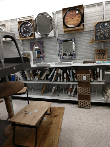 Clothing Store «Ross Dress for Less», reviews and photos, 7455 Greenbelt Rd, Greenbelt, MD 20770, USA