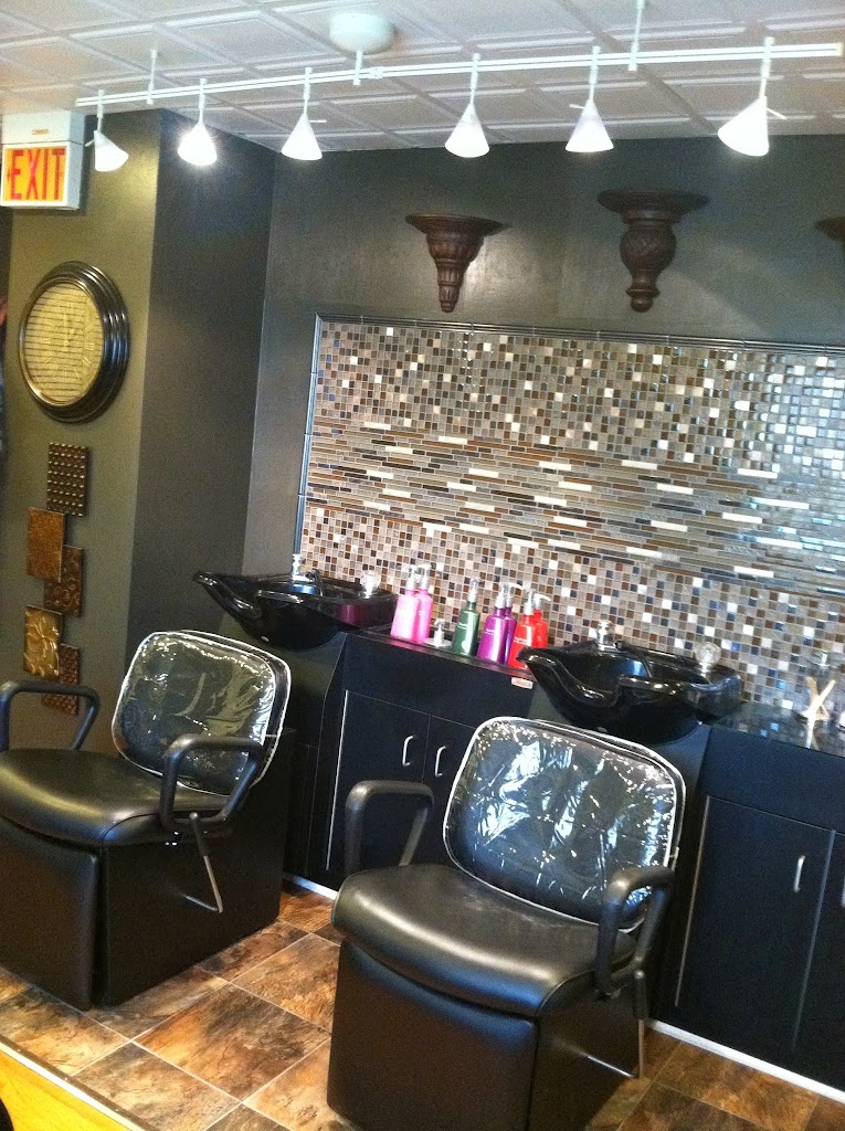 Mercedes Salon & Spa 13212