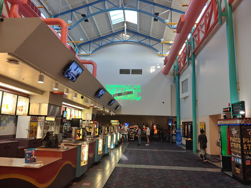 Movie Theater «United Artists Arden Fair 6», reviews and photos, 1739 Arden Way, Sacramento, CA 95815, USA