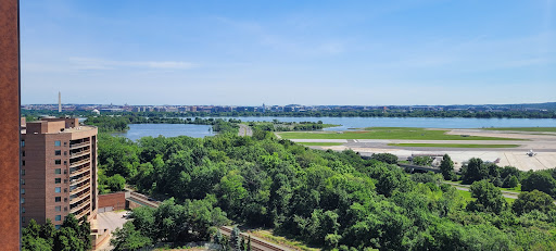 Shopping Mall «Crystal City Shops», reviews and photos, 2200 Crystal Dr, Arlington, VA 22202, USA