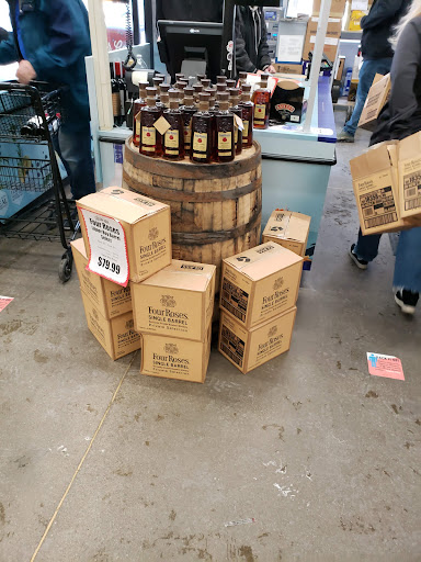 Liquor Store «Liquor Boy Wine and Spirits», reviews and photos, 5620 Cedar Lake Rd, St Louis Park, MN 55416, USA