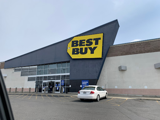 Electronics Store «Best Buy», reviews and photos, 2321 S 1st St, Yakima, WA 98903, USA