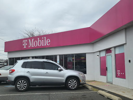 Cell Phone Store «T-Mobile», reviews and photos, 2857 NJ-35, Hazlet, NJ 07730, USA
