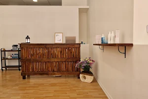 Sukha beauty salon image