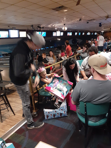 Bowling Alley «Northway Lanes & Billiards», reviews and photos, 1751 Evanston Ave, Muskegon, MI 49442, USA