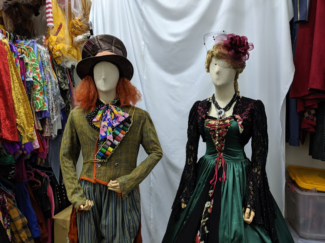 Awesome Costumes - Clothing store