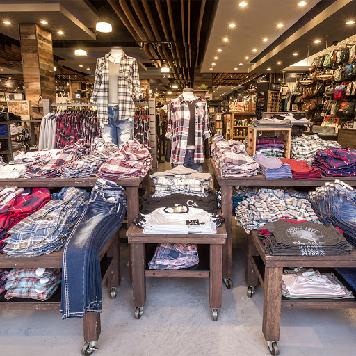 Clothing Store «Tillys», reviews and photos, 3885 S Gilbert Rd, Gilbert, AZ 85297, USA